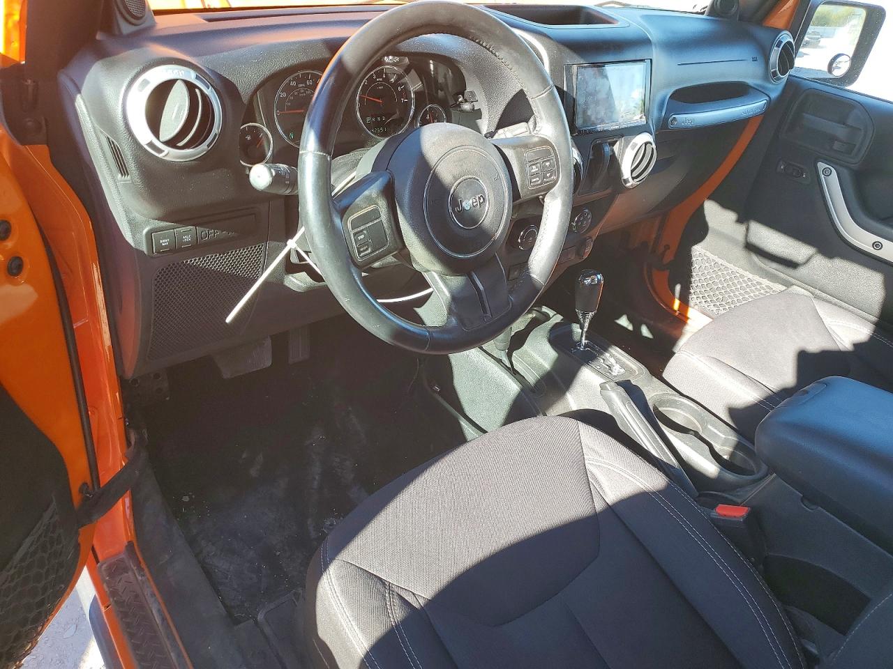 2013 Jeep Wrangler Rubicon Оранжевый vin: 1C4BJWCG0DL531978