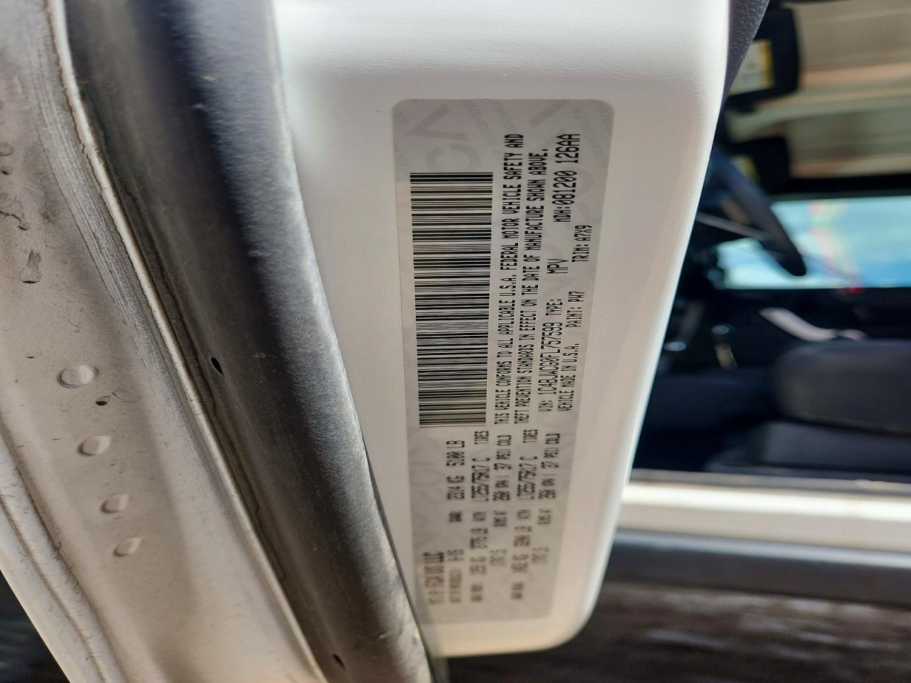 2015 Jeep Wrangler Rubicon White vin: 1C4BJWCG0FL757599