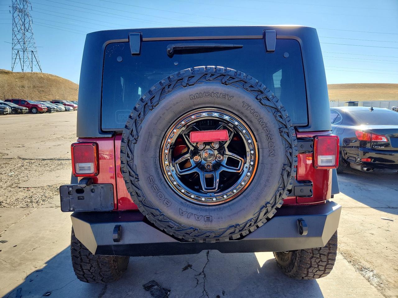 2013 Jeep Wrangler Rubicon Red vin: 1C4BJWCG7DL527300