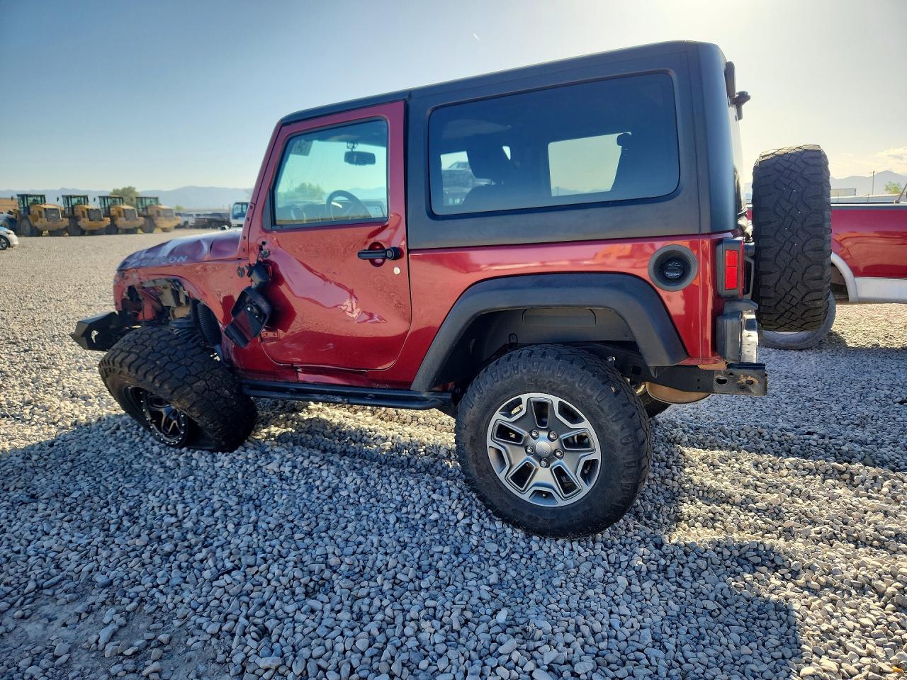 2013 Jeep Wrangler Rubicon Red vin: 1C4BJWCG7DL527300