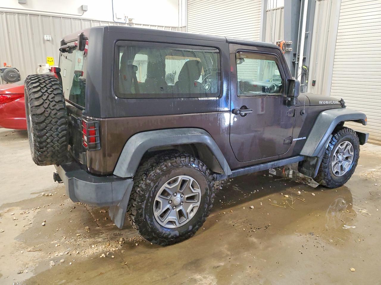 2013 Jeep Wrangler Rubicon Brown vin: 1C4BJWCG7DL640146