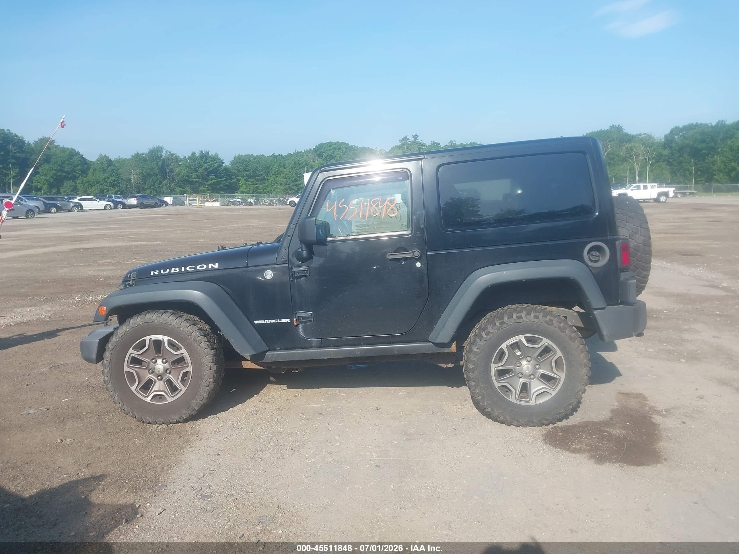 2015 Jeep Wrangler Rubicon Black vin: 1C4BJWCG7FL552068