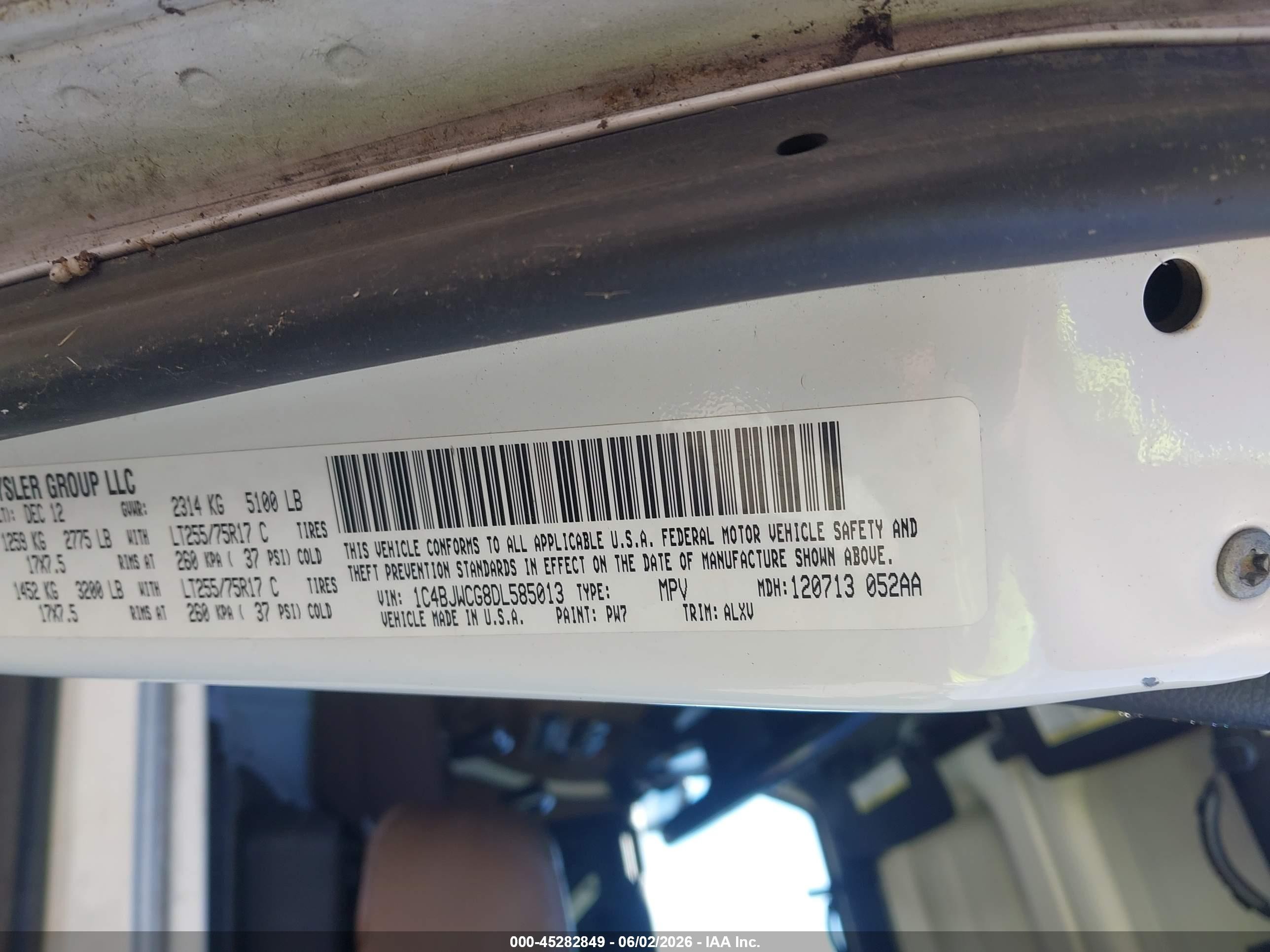 2013 Jeep Wrangler Rubicon White vin: 1C4BJWCG8DL585013