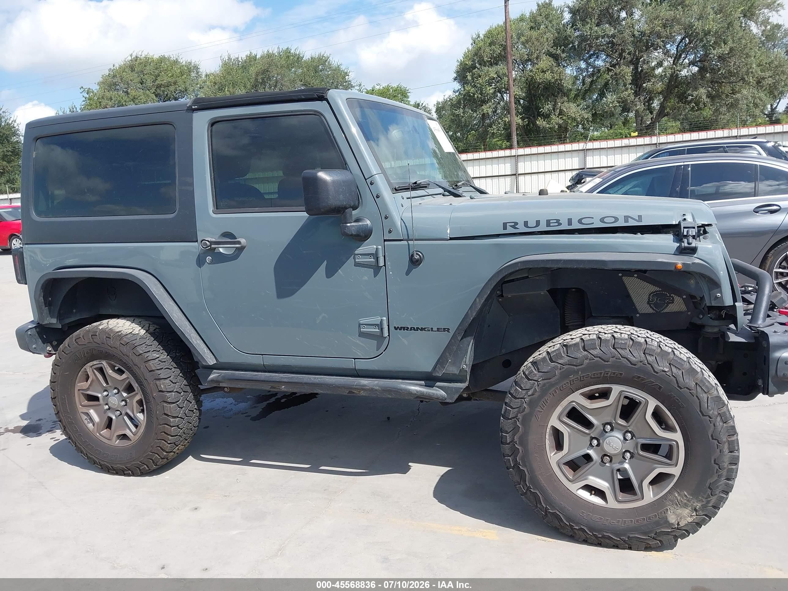 2014 Jeep Wrangler Rubicon Gray vin: 1C4BJWCGXEL181177