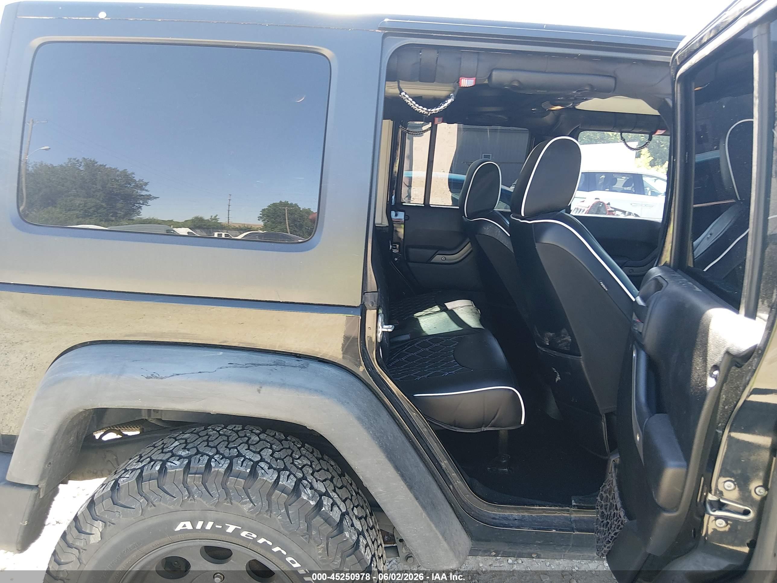 2012 Jeep Wrangler Unlimited Sport Black vin: 1C4BJWDG0CL151066