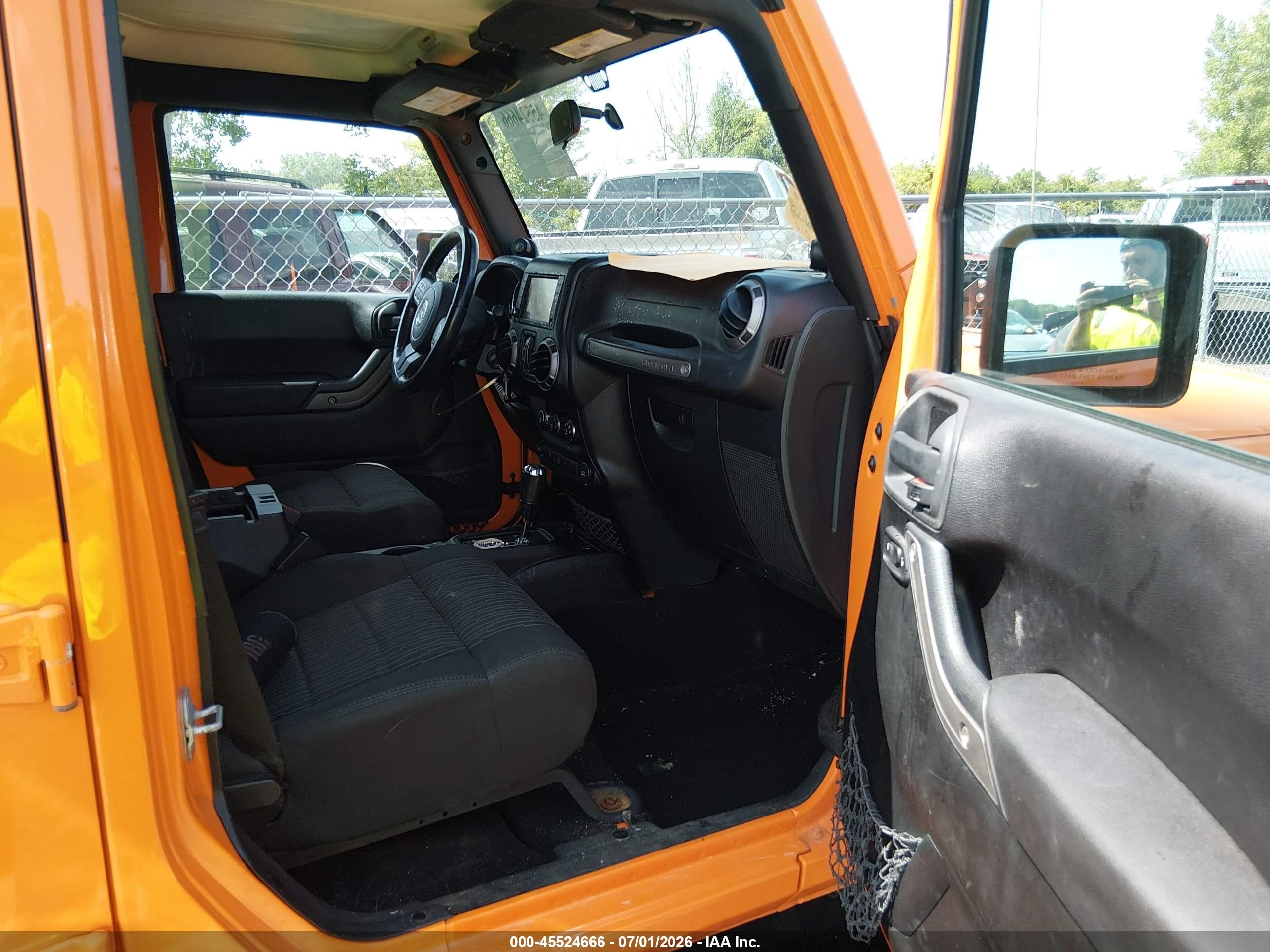 2012 Jeep Wrangler Unlimited Sport Orange vin: 1C4BJWDG0CL222136