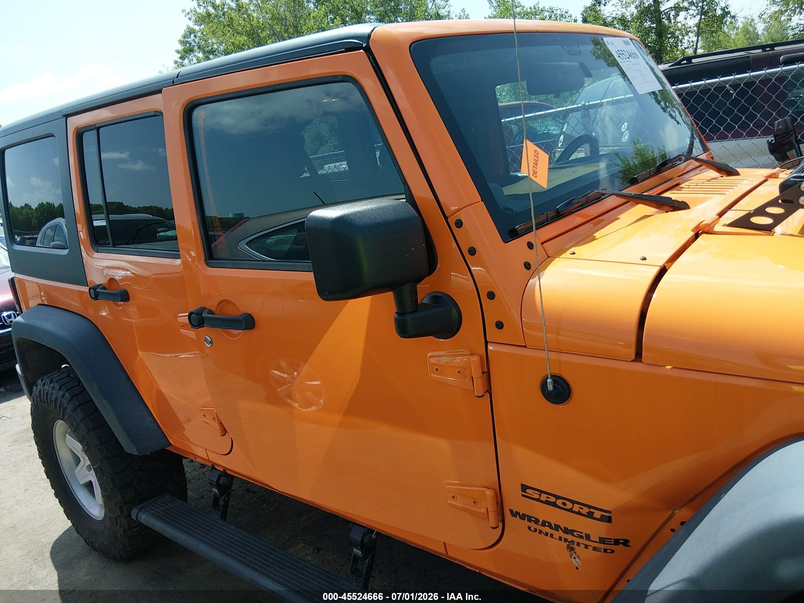 2012 Jeep Wrangler Unlimited Sport Orange vin: 1C4BJWDG0CL222136