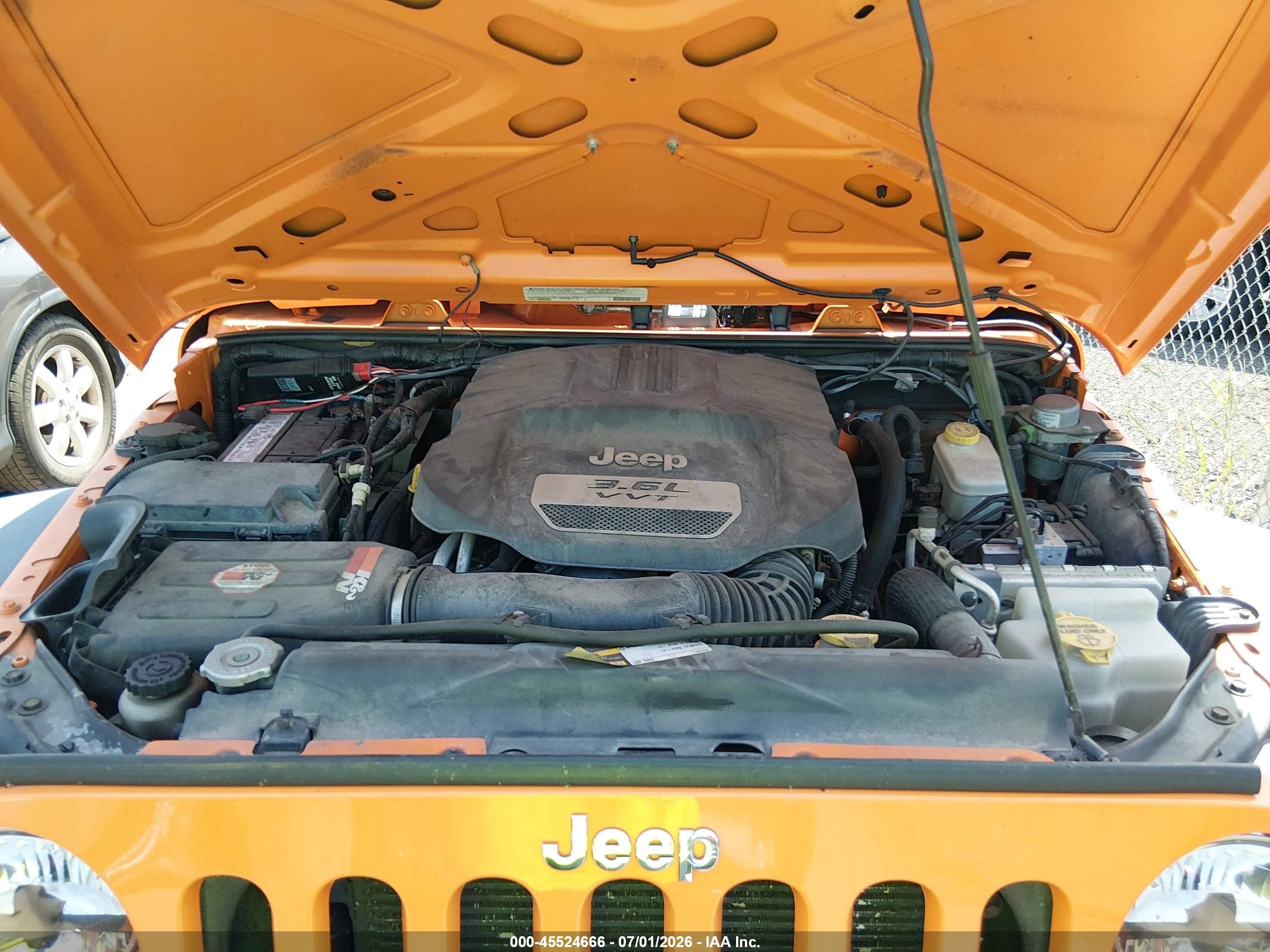 2012 Jeep Wrangler Unlimited Sport Orange vin: 1C4BJWDG0CL222136