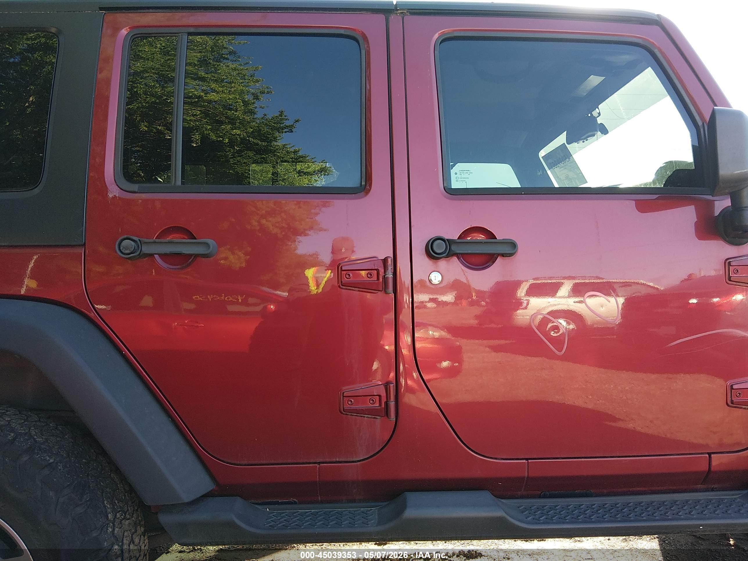 2013 Jeep Wrangler Unlimited Sport Red vin: 1C4BJWDG0DL508022