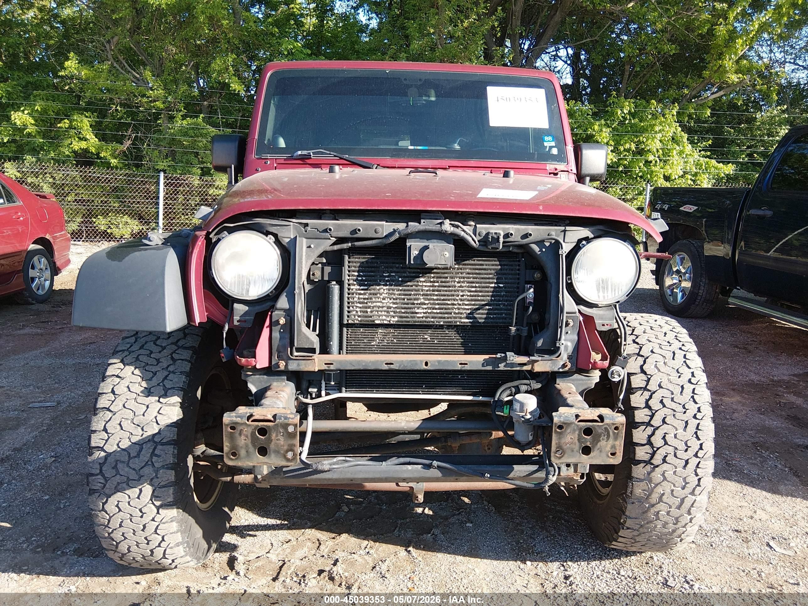 2013 Jeep Wrangler Unlimited Sport Red vin: 1C4BJWDG0DL508022