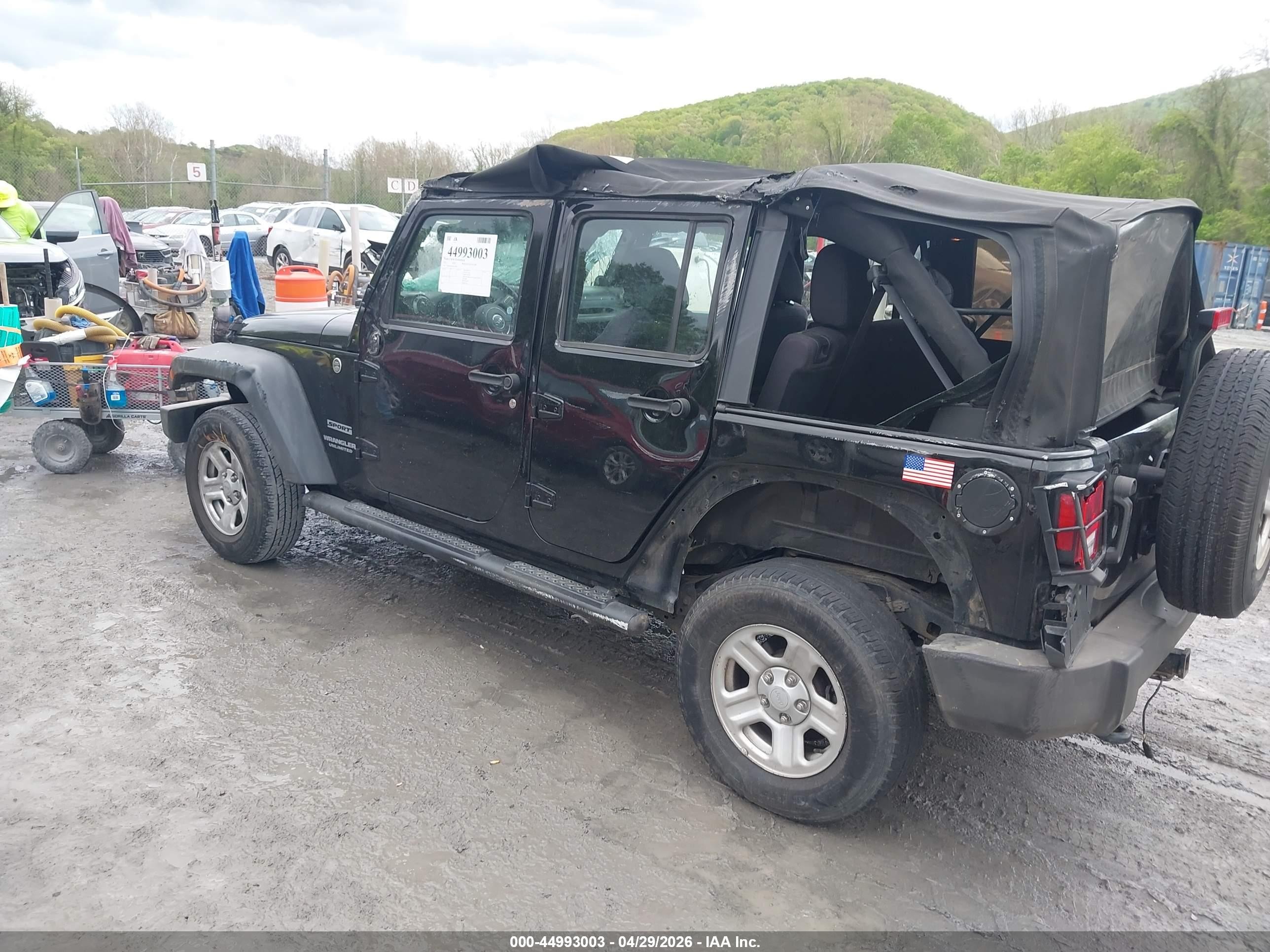 2013 Jeep Wrangler Unlimited Sport Black vin: 1C4BJWDG0DL563604