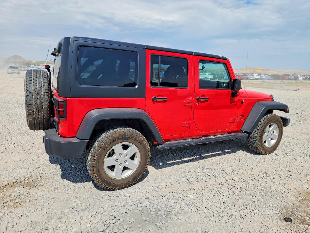 2013 Jeep Wrangler Unlimited Sport Red vin: 1C4BJWDG0DL669714