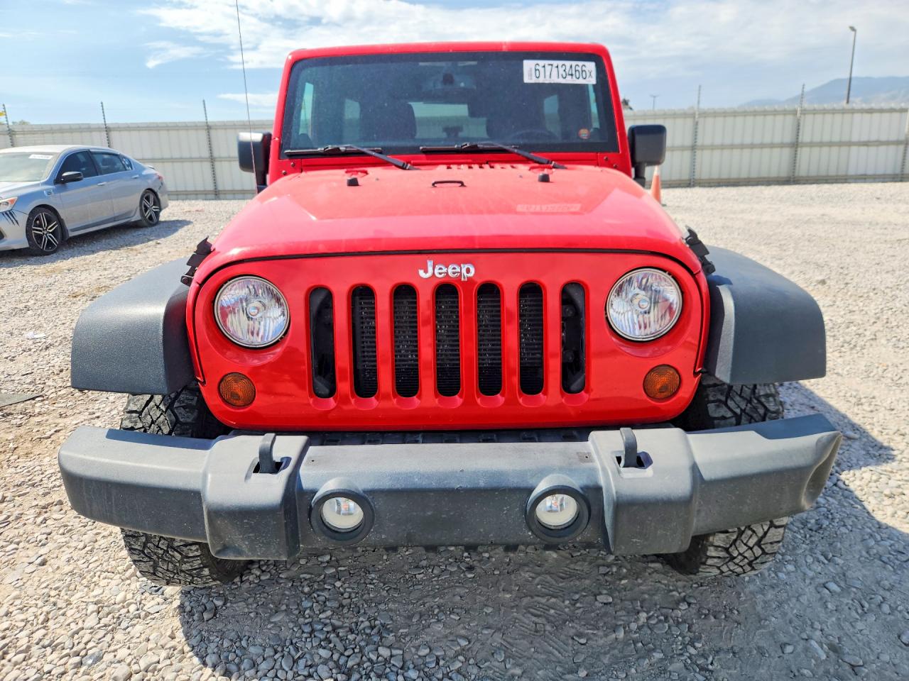 2013 Jeep Wrangler Unlimited Sport Red vin: 1C4BJWDG0DL669714