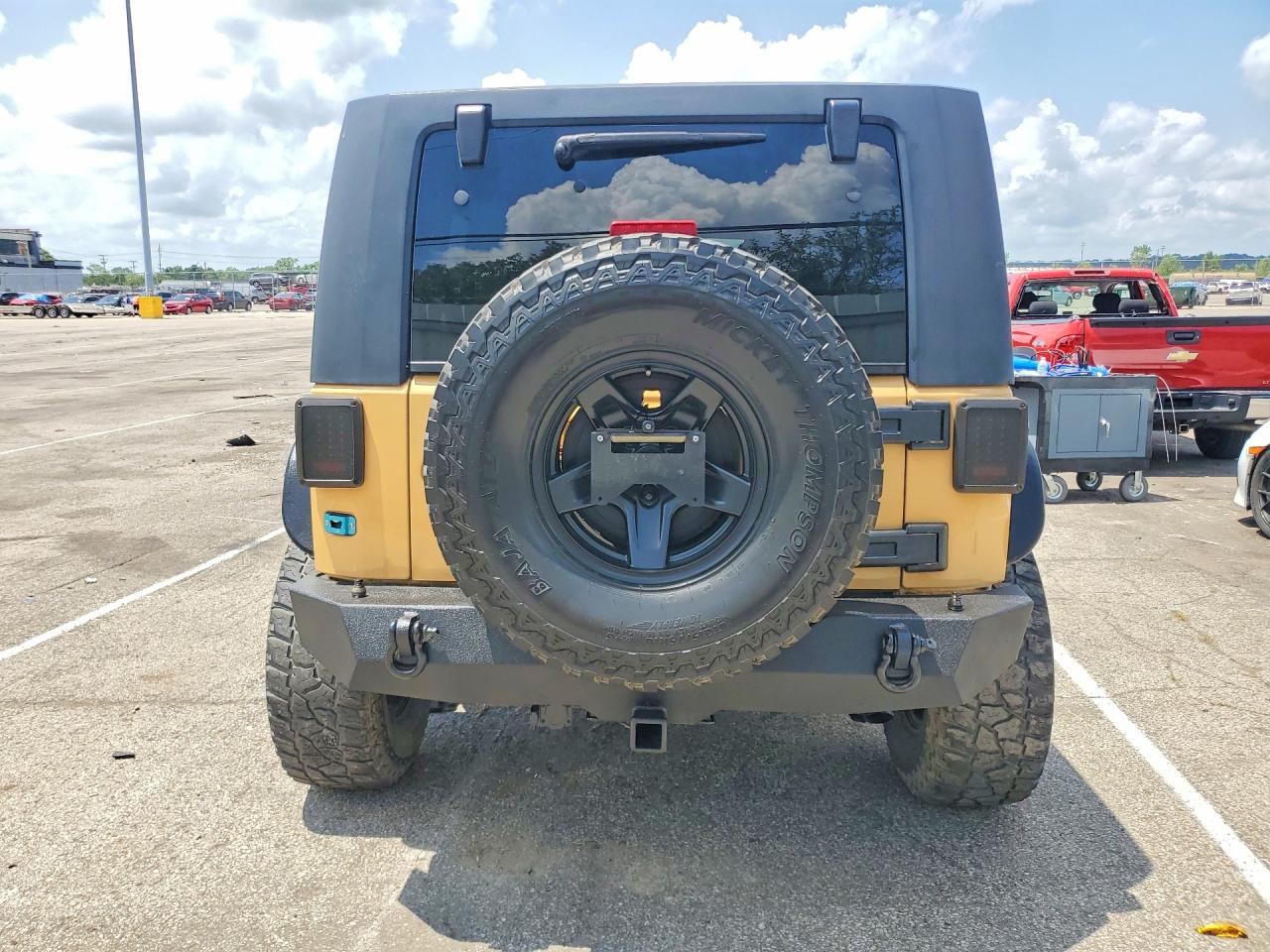 2013 Jeep Wrangler Unlimited Sport Tan vin: 1C4BJWDG0DL698243
