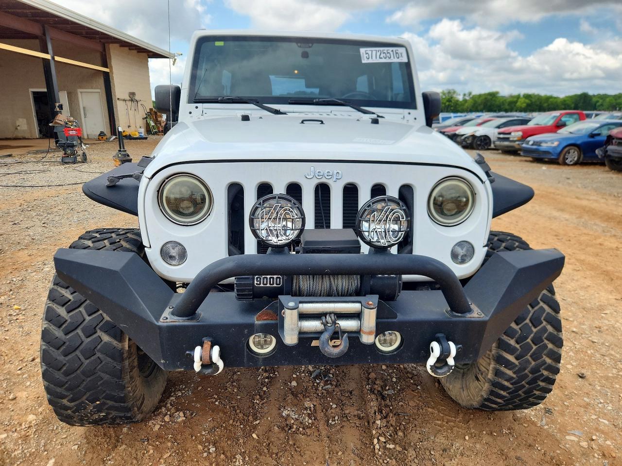 2014 Jeep Wrangler Unlimited Sport White vin: 1C4BJWDG0EL110083