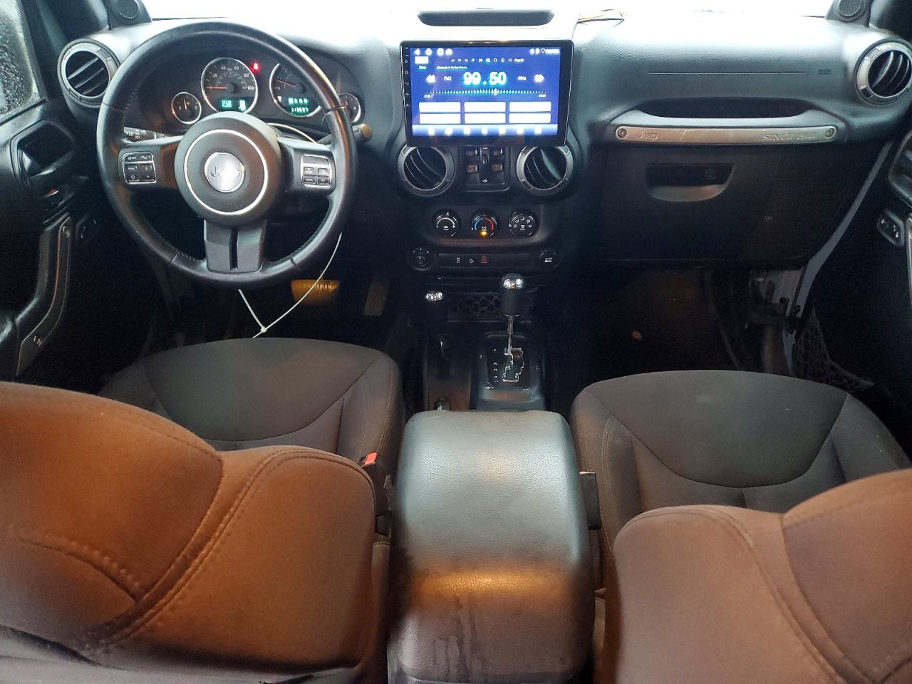 2014 Jeep Wrangler Unlimited Sport Gray vin: 1C4BJWDG0EL218266