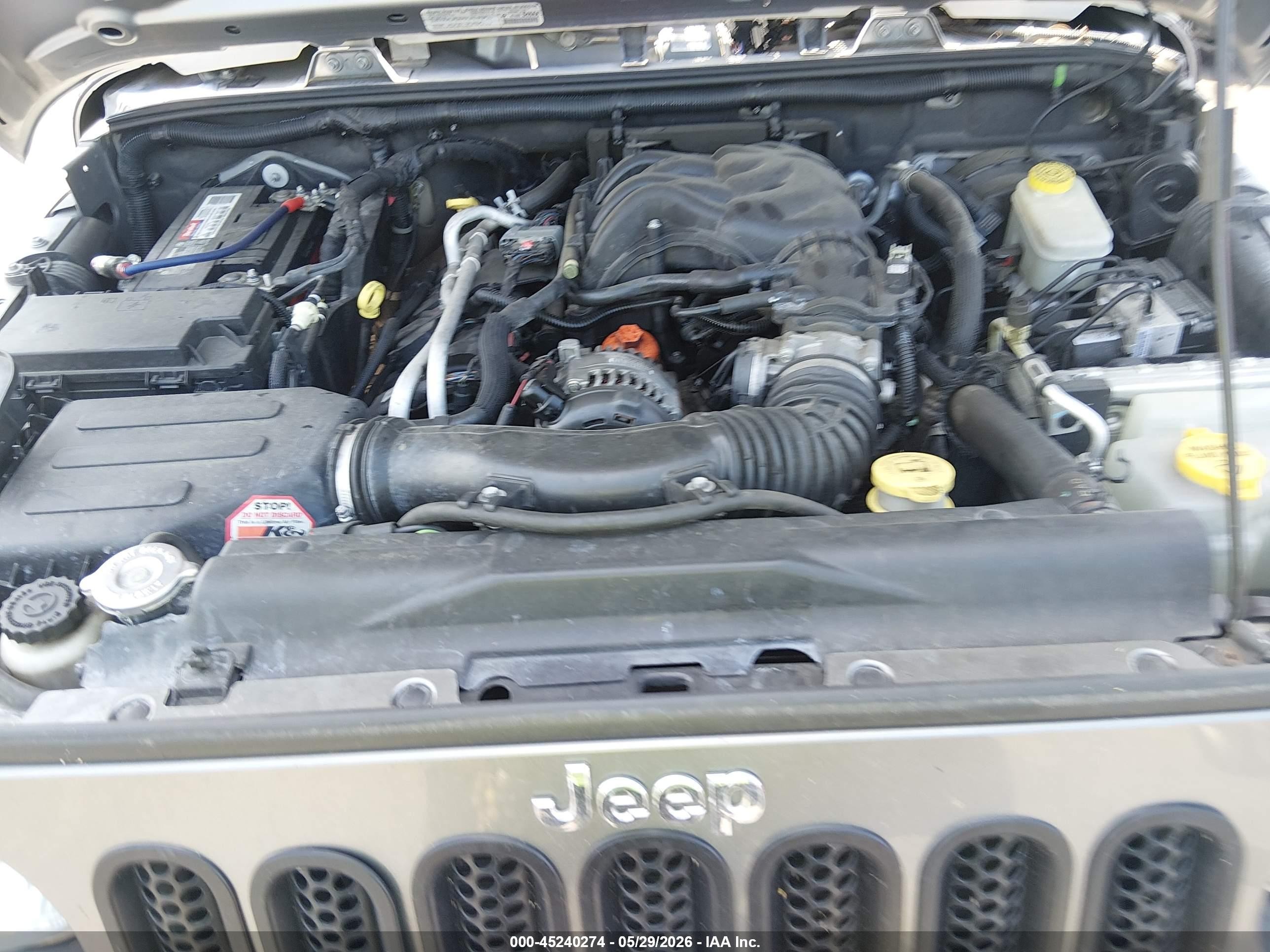 2014 Jeep Wrangler Unlimited Freedom Edition Silver vin: 1C4BJWDG0EL233379