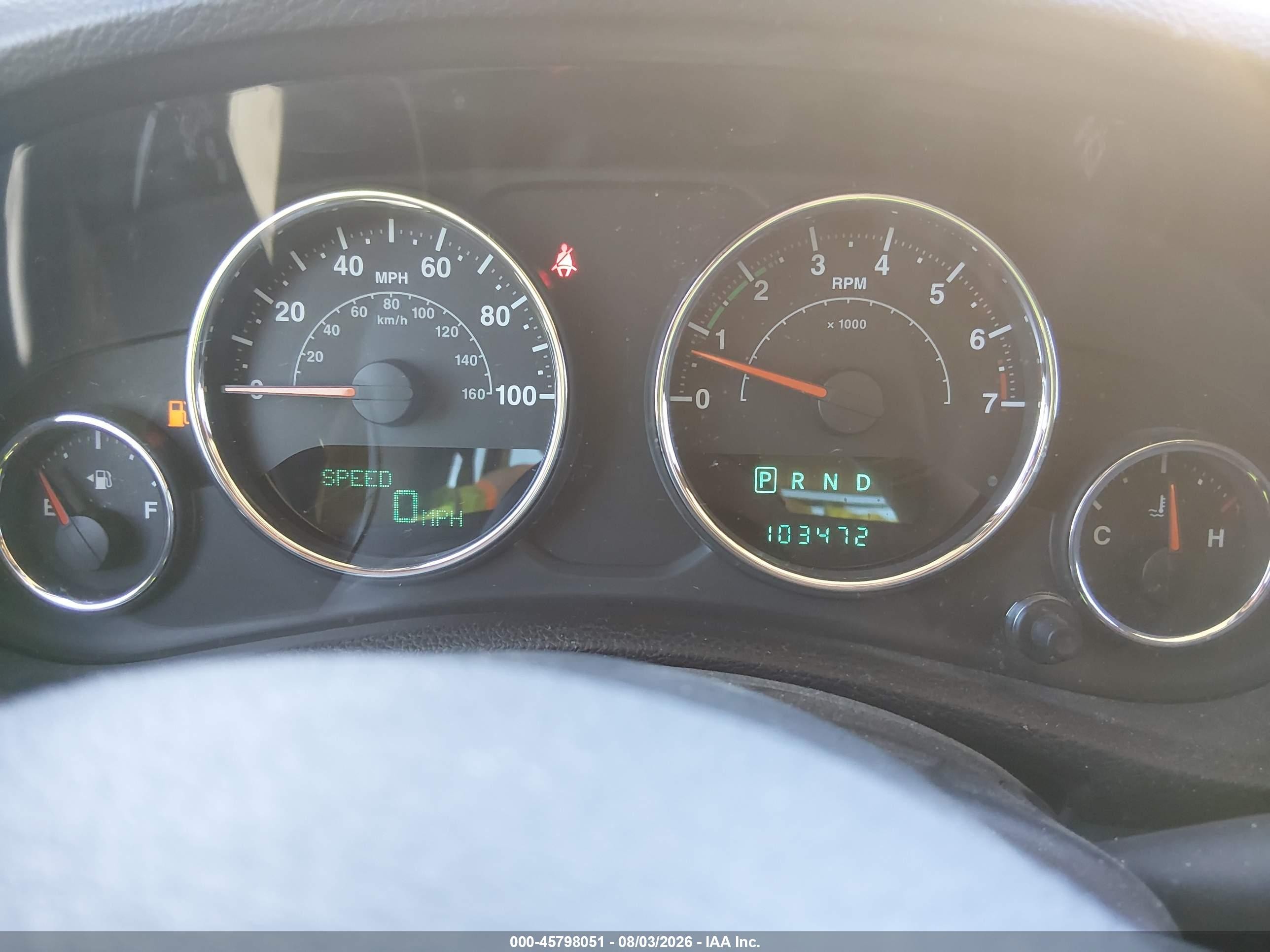 2014 Jeep Wrangler Unlimited Sport Champagne vin: 1C4BJWDG0EL242387