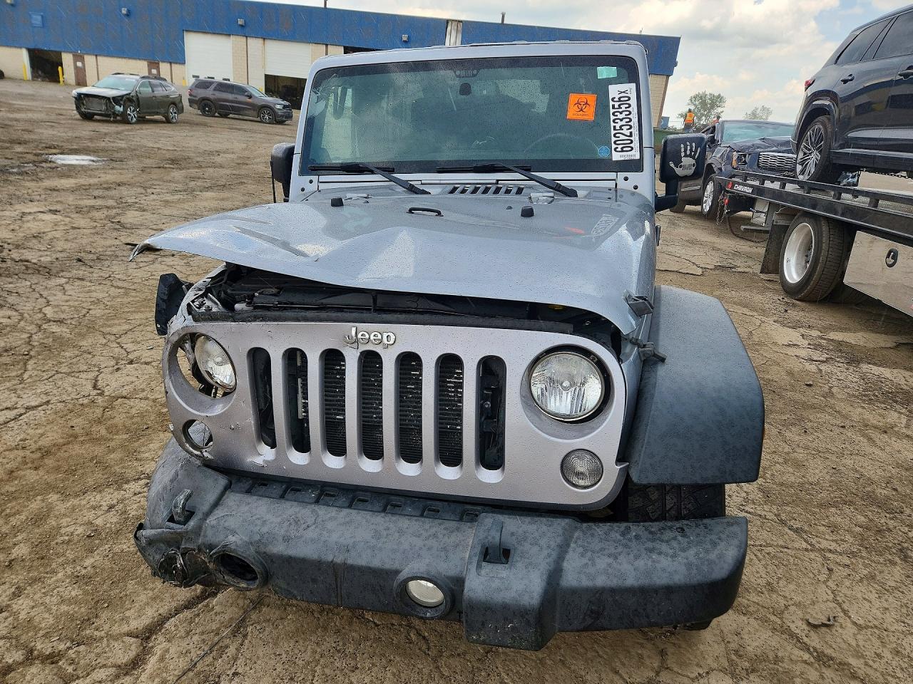 2014 Jeep Wrangler Unlimited Sport Silver vin: 1C4BJWDG0EL250151
