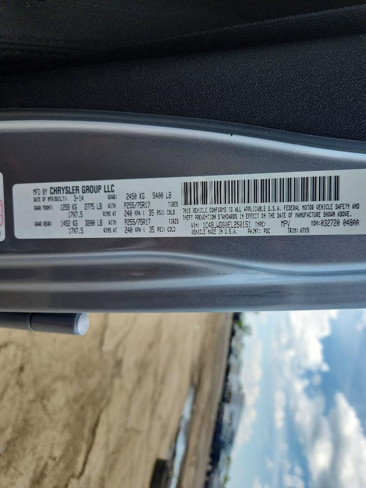 2014 Jeep Wrangler Unlimited Sport Silver vin: 1C4BJWDG0EL250151
