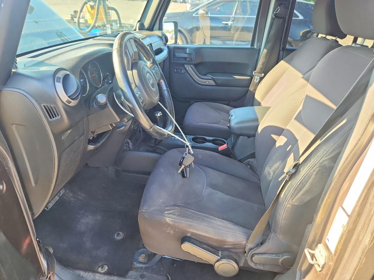 2014 Jeep Wrangler Unlimited Sport Gray vin: 1C4BJWDG0EL265166