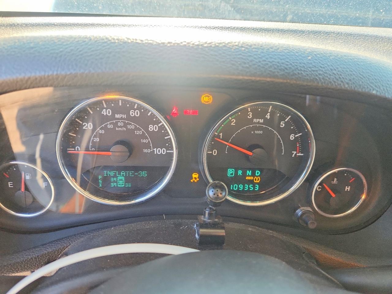 2014 Jeep Wrangler Unlimited Sport Gray vin: 1C4BJWDG0EL265166