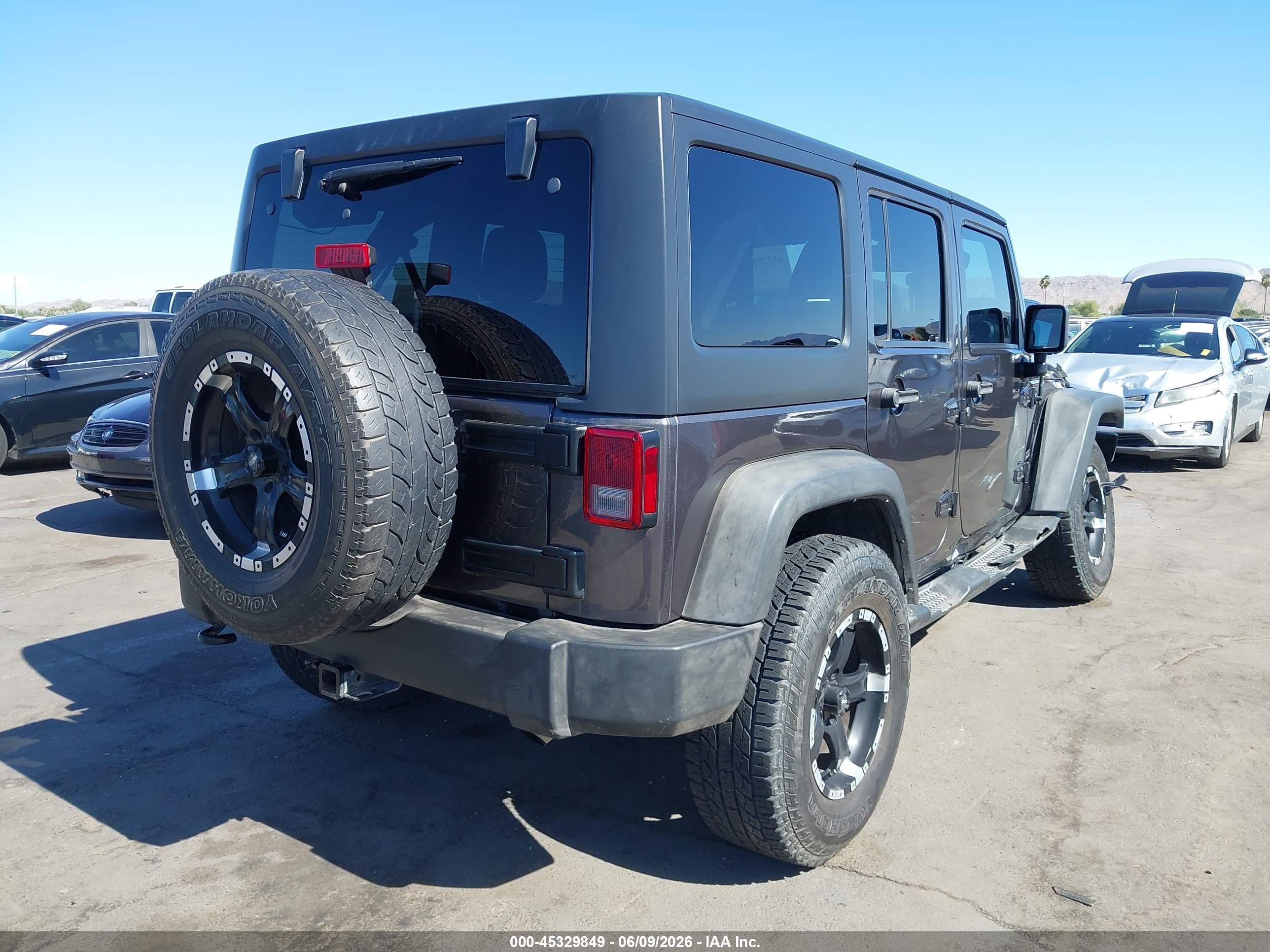 2014 Jeep Wrangler Unlimited Sport Gray vin: 1C4BJWDG0EL265250