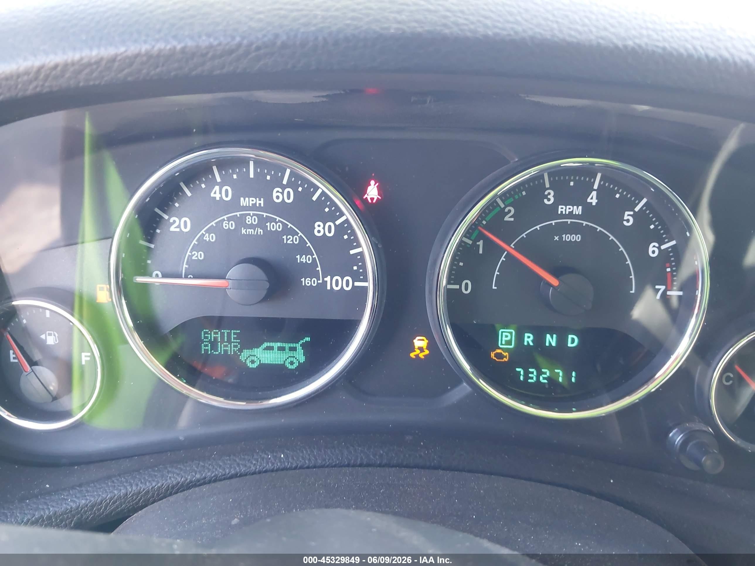 2014 Jeep Wrangler Unlimited Sport Gray vin: 1C4BJWDG0EL265250