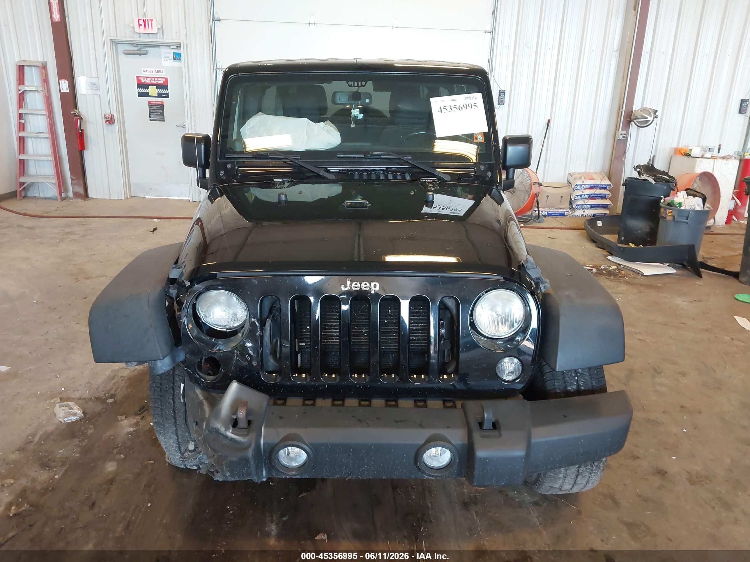 2014 Jeep Wrangler Unlimited Sport Black vin: 1C4BJWDG0EL304645