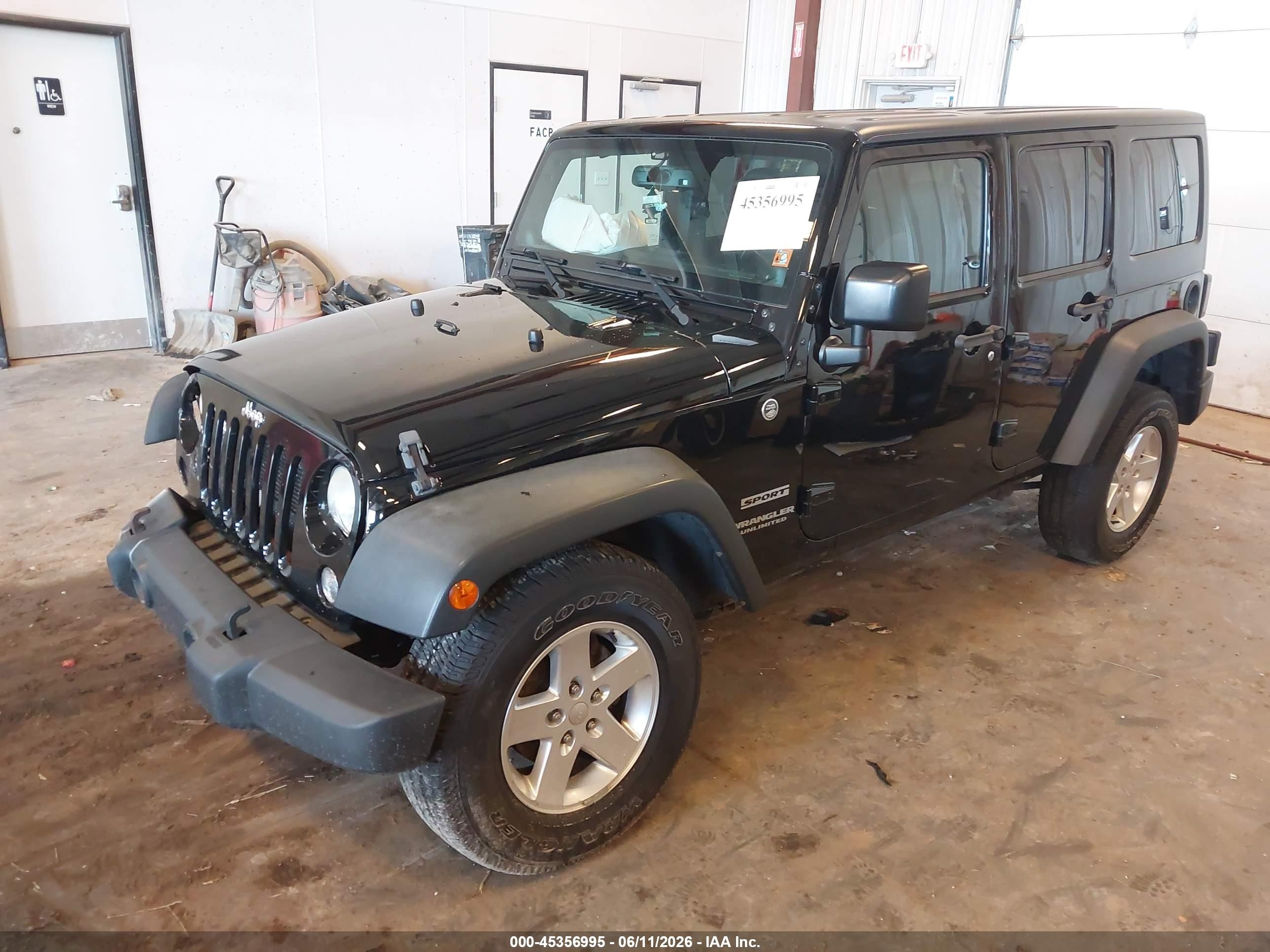 2014 Jeep Wrangler Unlimited Sport Black vin: 1C4BJWDG0EL304645