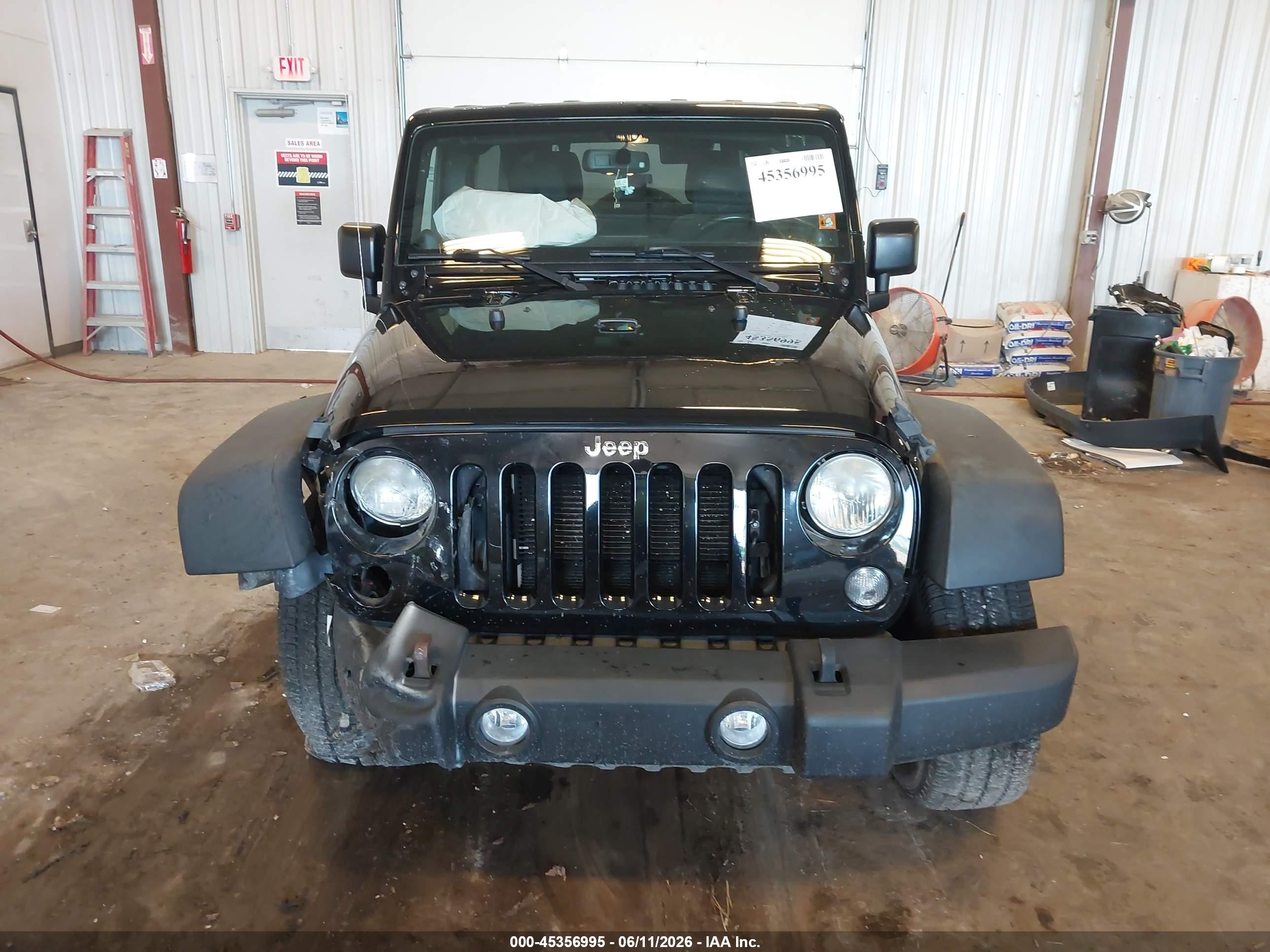 2014 Jeep Wrangler Unlimited Sport Black vin: 1C4BJWDG0EL304645