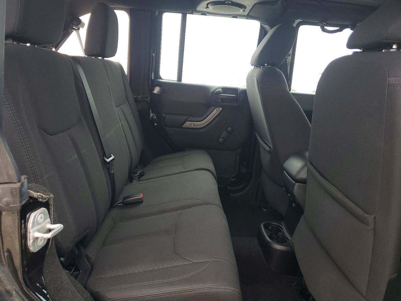 2014 Jeep Wrangler Unlimited Sport Black vin: 1C4BJWDG0EL305990