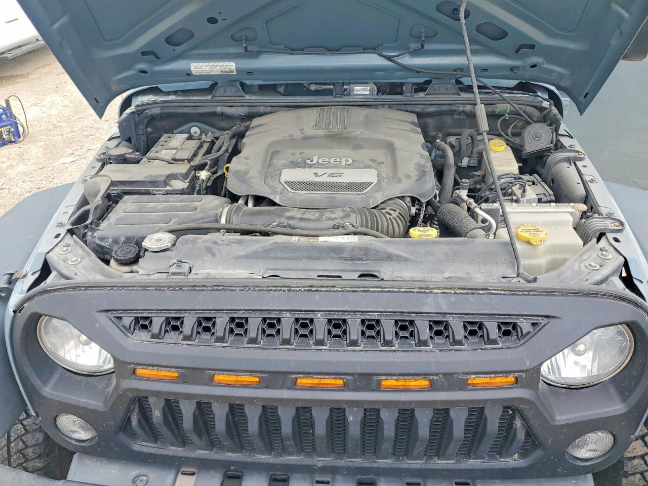 2015 Jeep Wrangler Unlimited Sport Gray vin: 1C4BJWDG0FL519962
