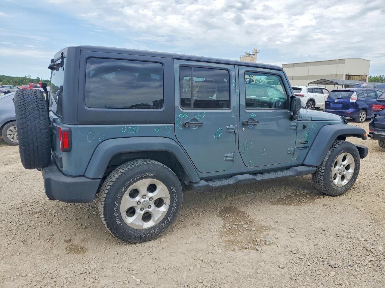 2015 Jeep Wrangler Unlimited Sport Gray vin: 1C4BJWDG0FL519962