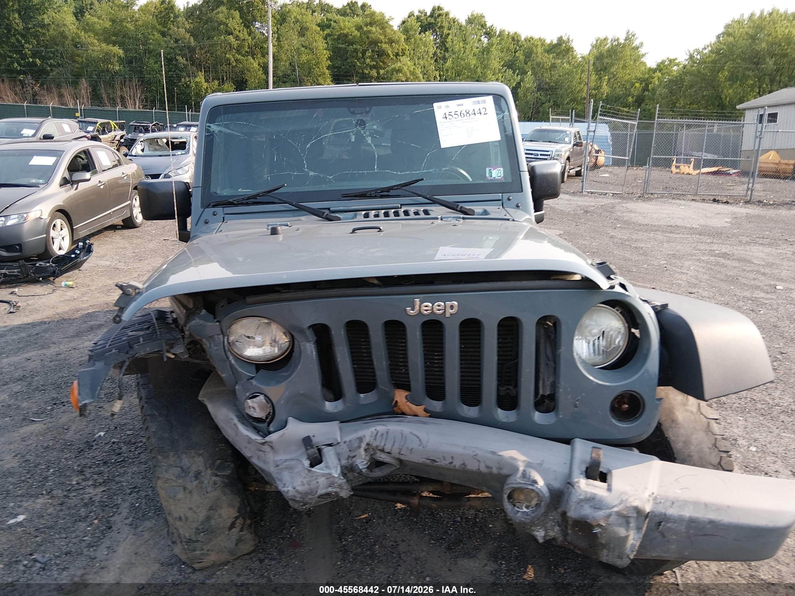 2015 Jeep Wrangler Unlimited Sport Серый vin: 1C4BJWDG0FL536468