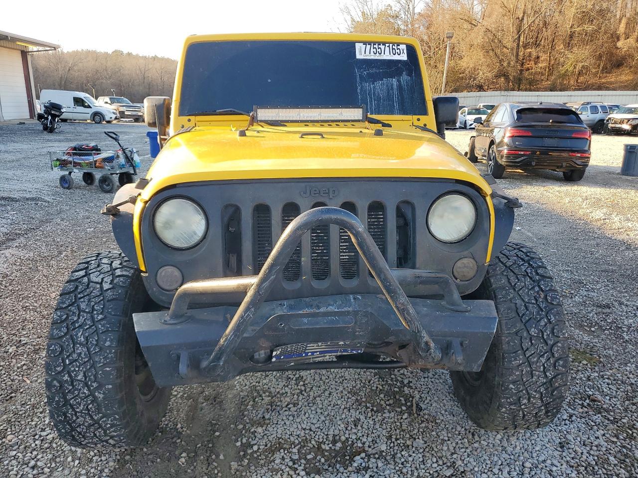2015 Jeep Wrangler Unlimited Sport Yellow vin: 1C4BJWDG0FL553321