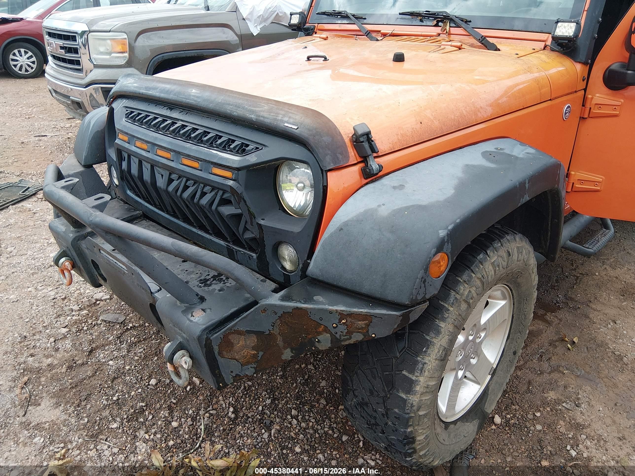 2015 Jeep Wrangler Unlimited Sport Orange vin: 1C4BJWDG0FL588652