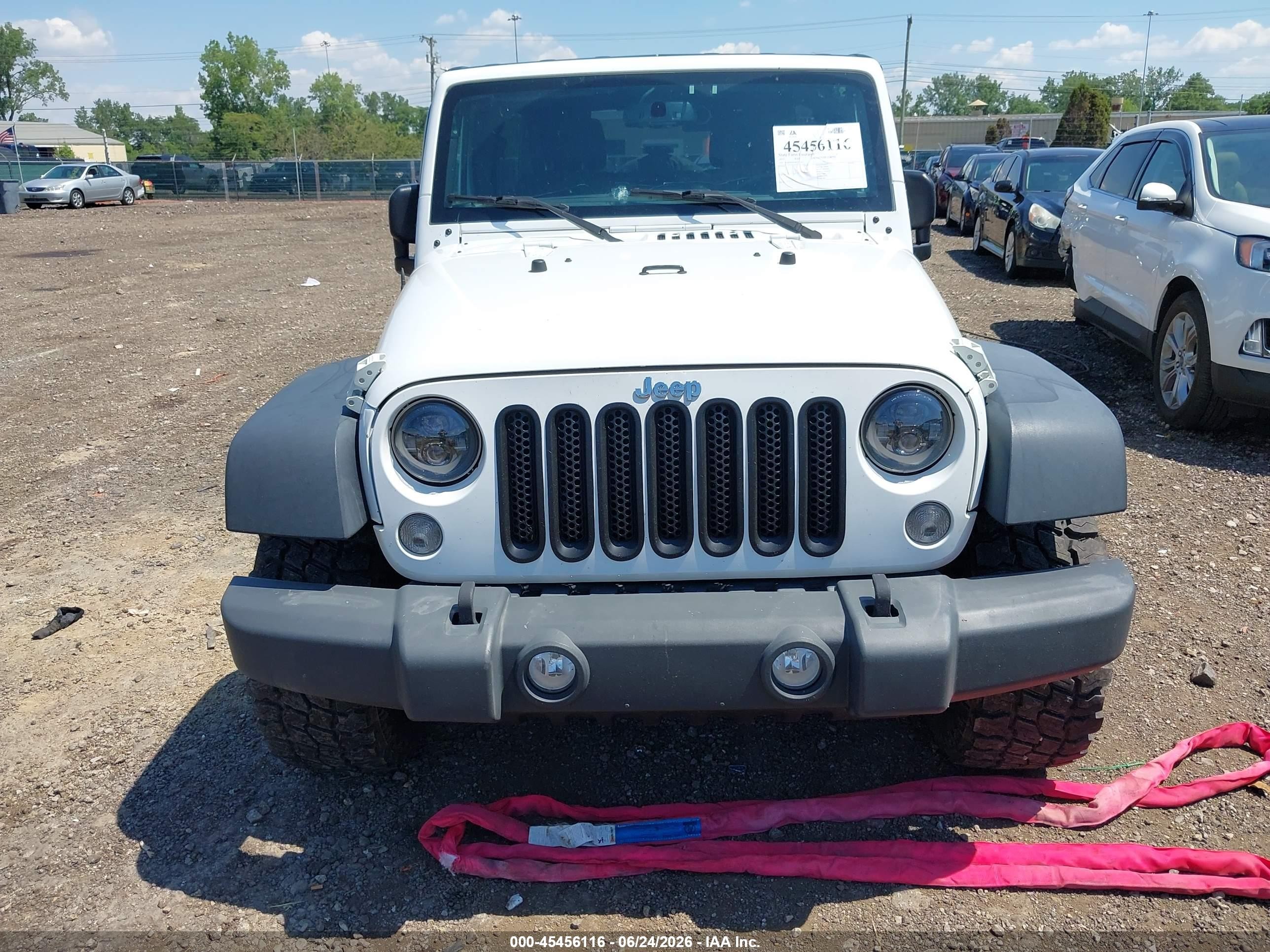 2015 Jeep Wrangler Unlimited Sport White vin: 1C4BJWDG0FL635811