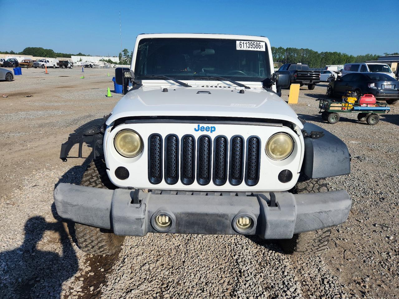 2015 Jeep Wranger White vin: 1C4BJWDG0FL663124