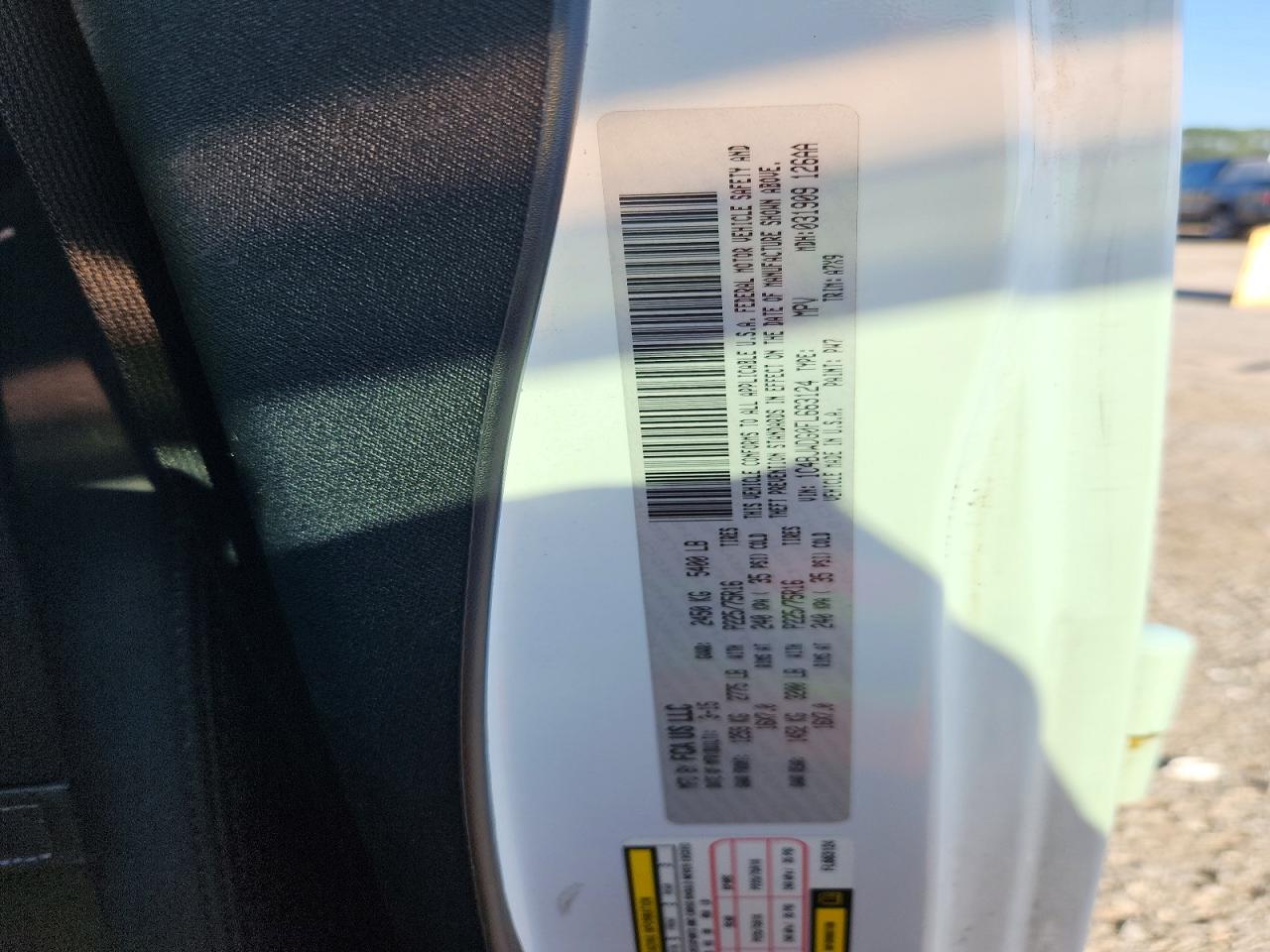 2015 Jeep Wranger White vin: 1C4BJWDG0FL663124
