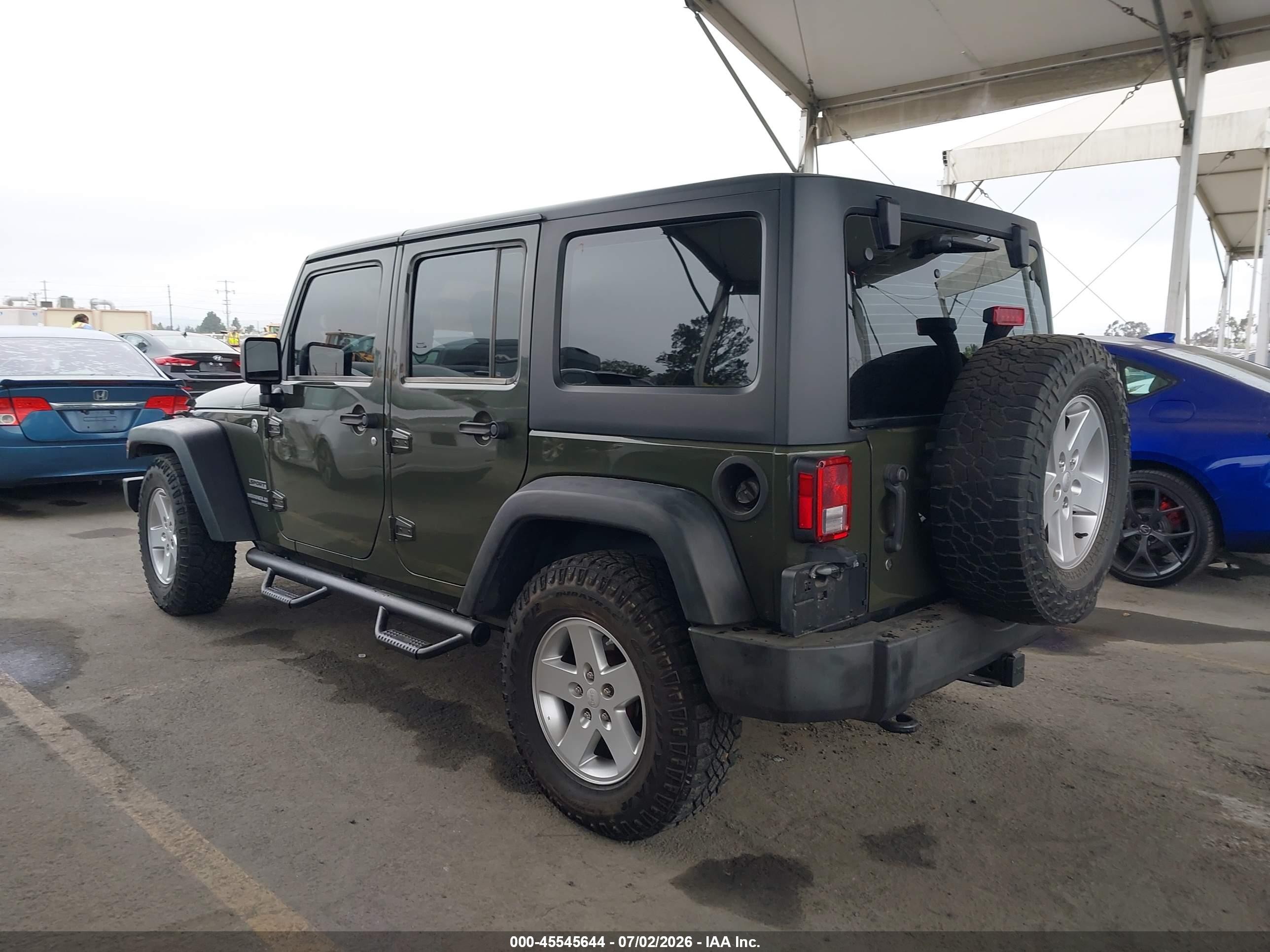 2015 Jeep Wrangler Unlimited Sport Green vin: 1C4BJWDG0FL707770