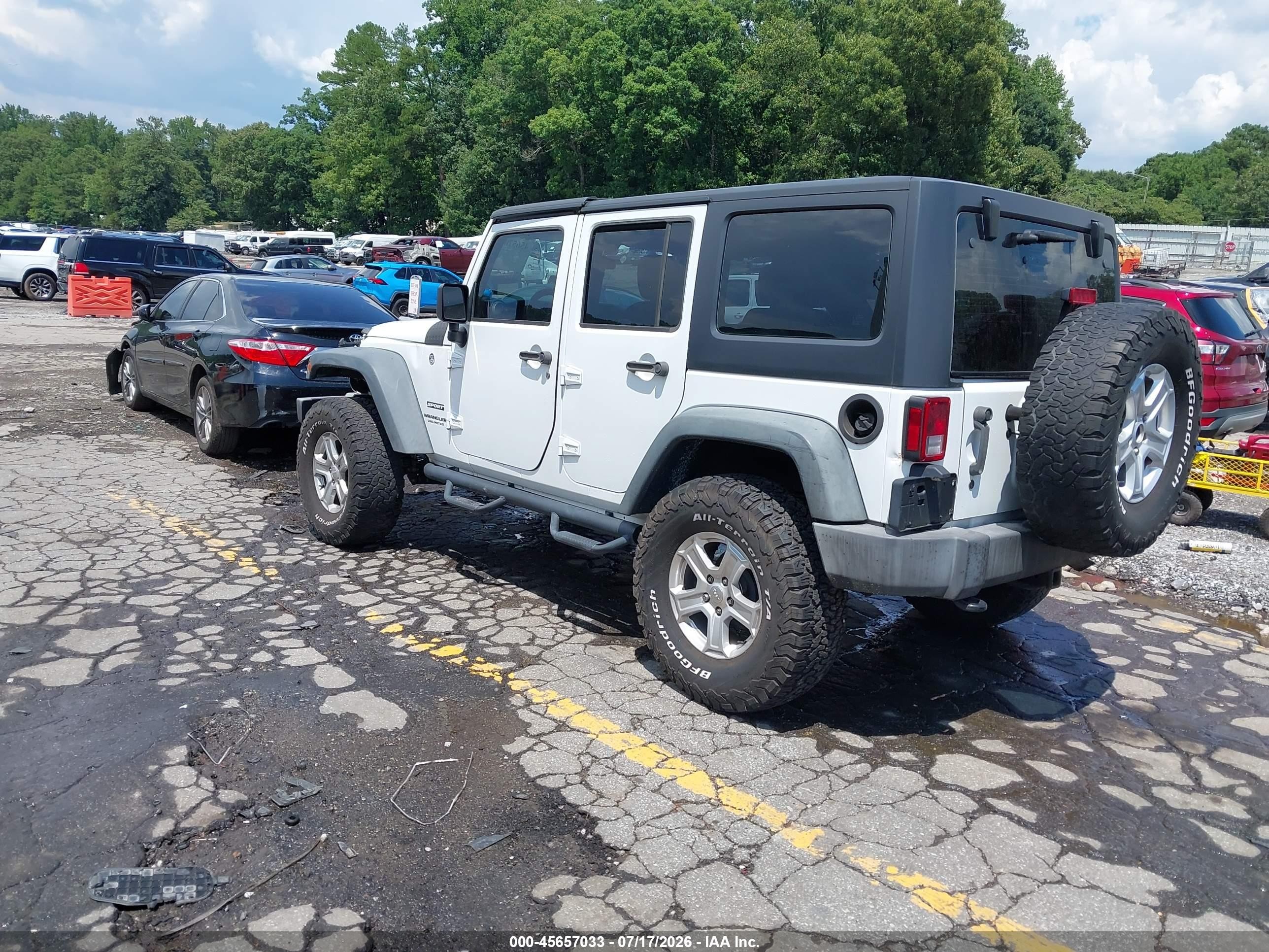2016 Jeep Wrangler Unlimited Sport White vin: 1C4BJWDG0GL310318