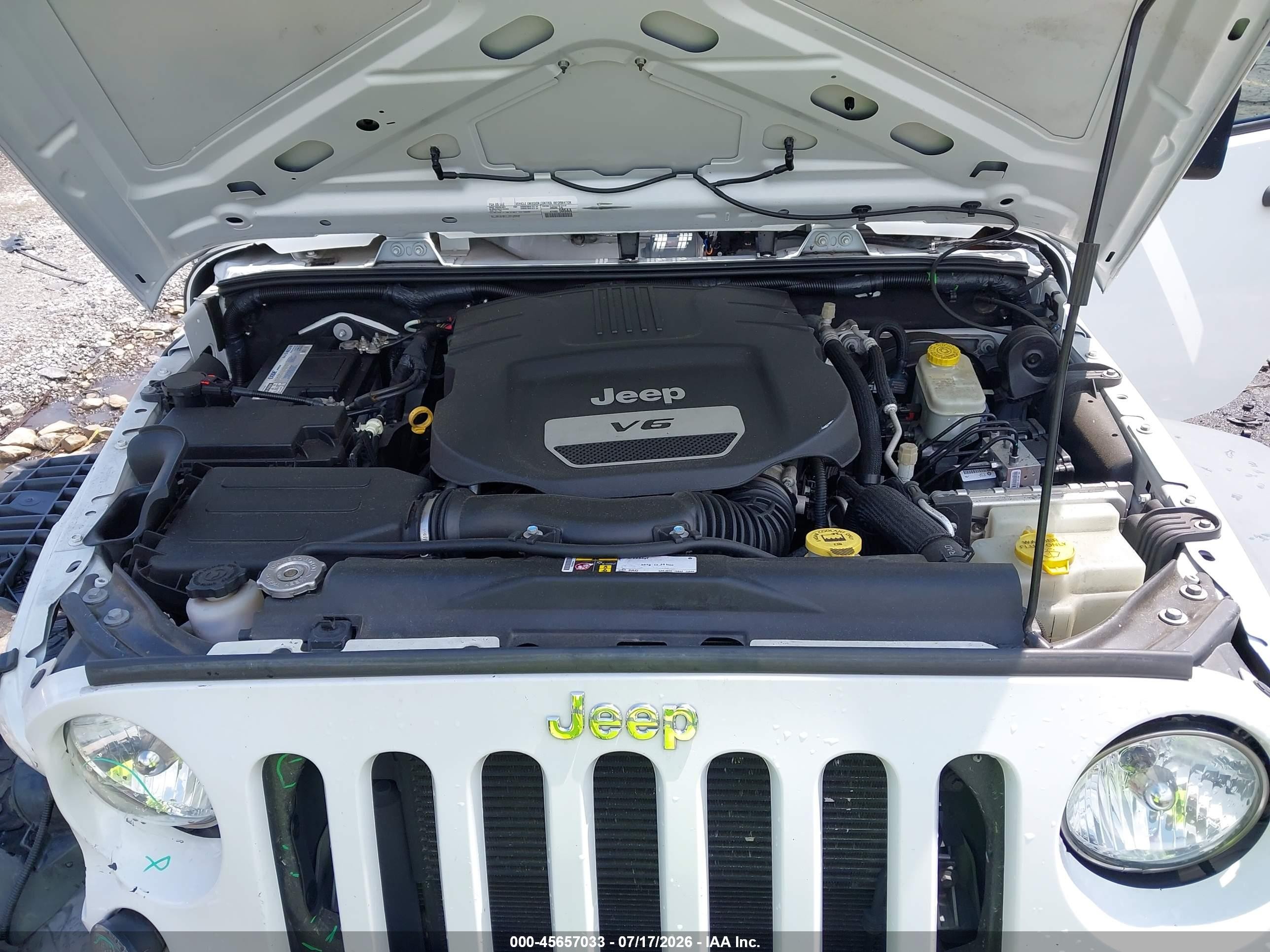 2016 Jeep Wrangler Unlimited Sport White vin: 1C4BJWDG0GL310318