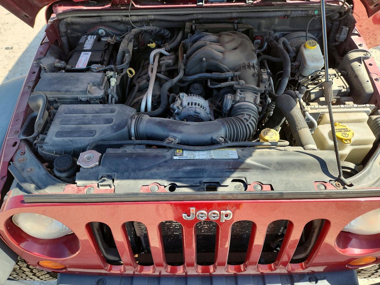 2012 Jeep Wrangler Unlimited Sport Red vin: 1C4BJWDG1CL136754