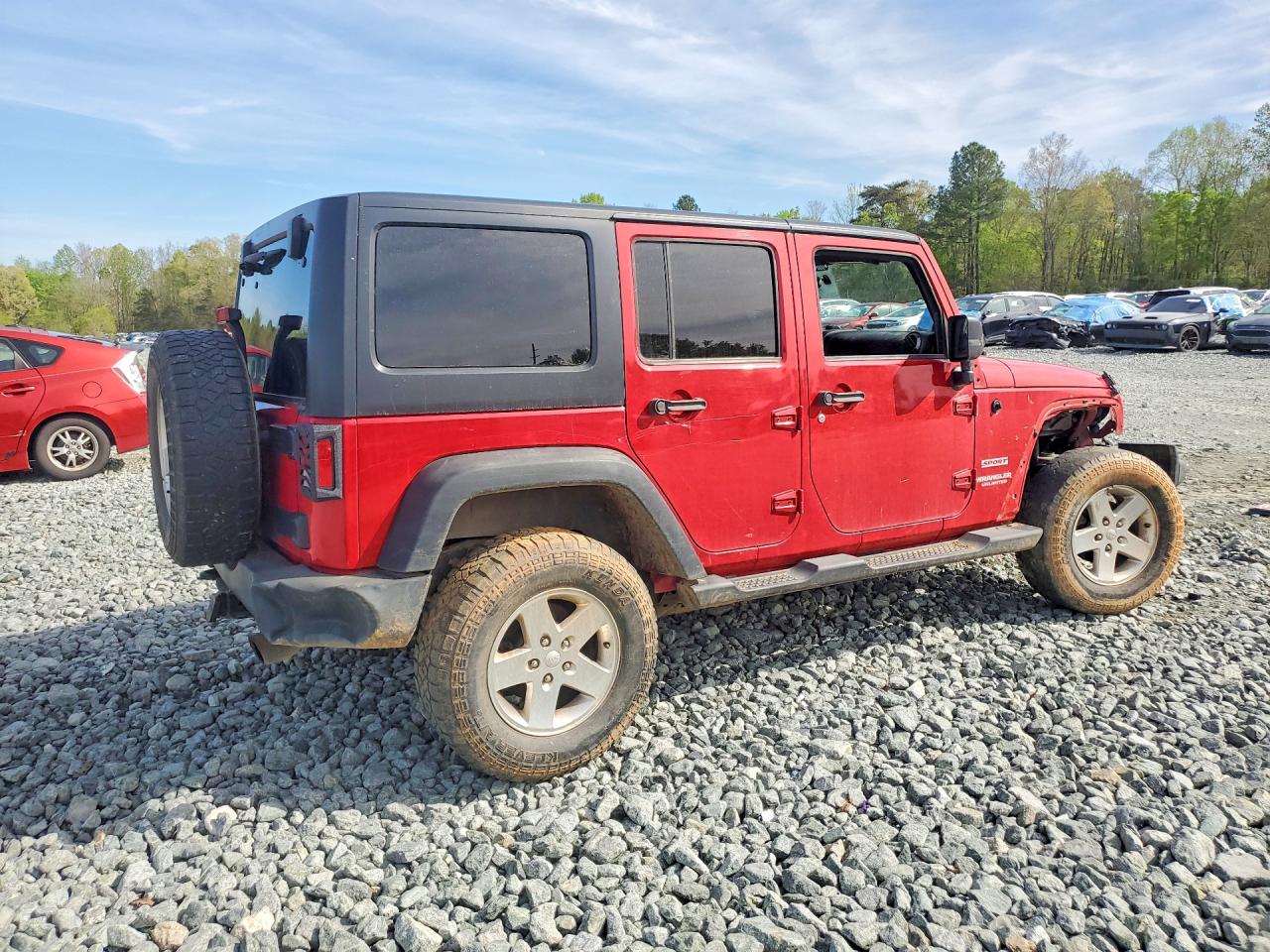 2012 Jeep Wrangler Unlimited Sport Red vin: 1C4BJWDG1CL139282