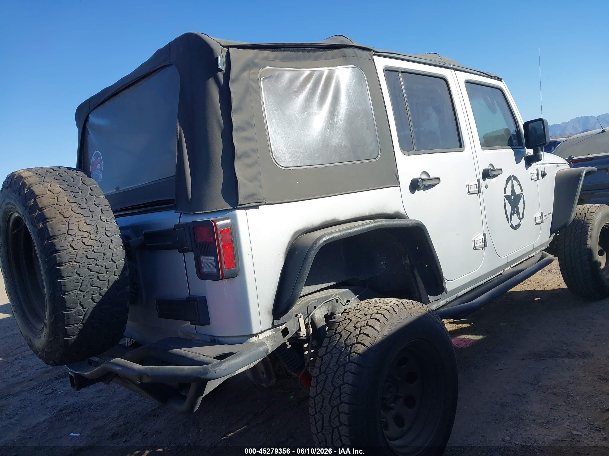 2012 Jeep Wrangler Unlimited Sport Gray vin: 1C4BJWDG1CL217012