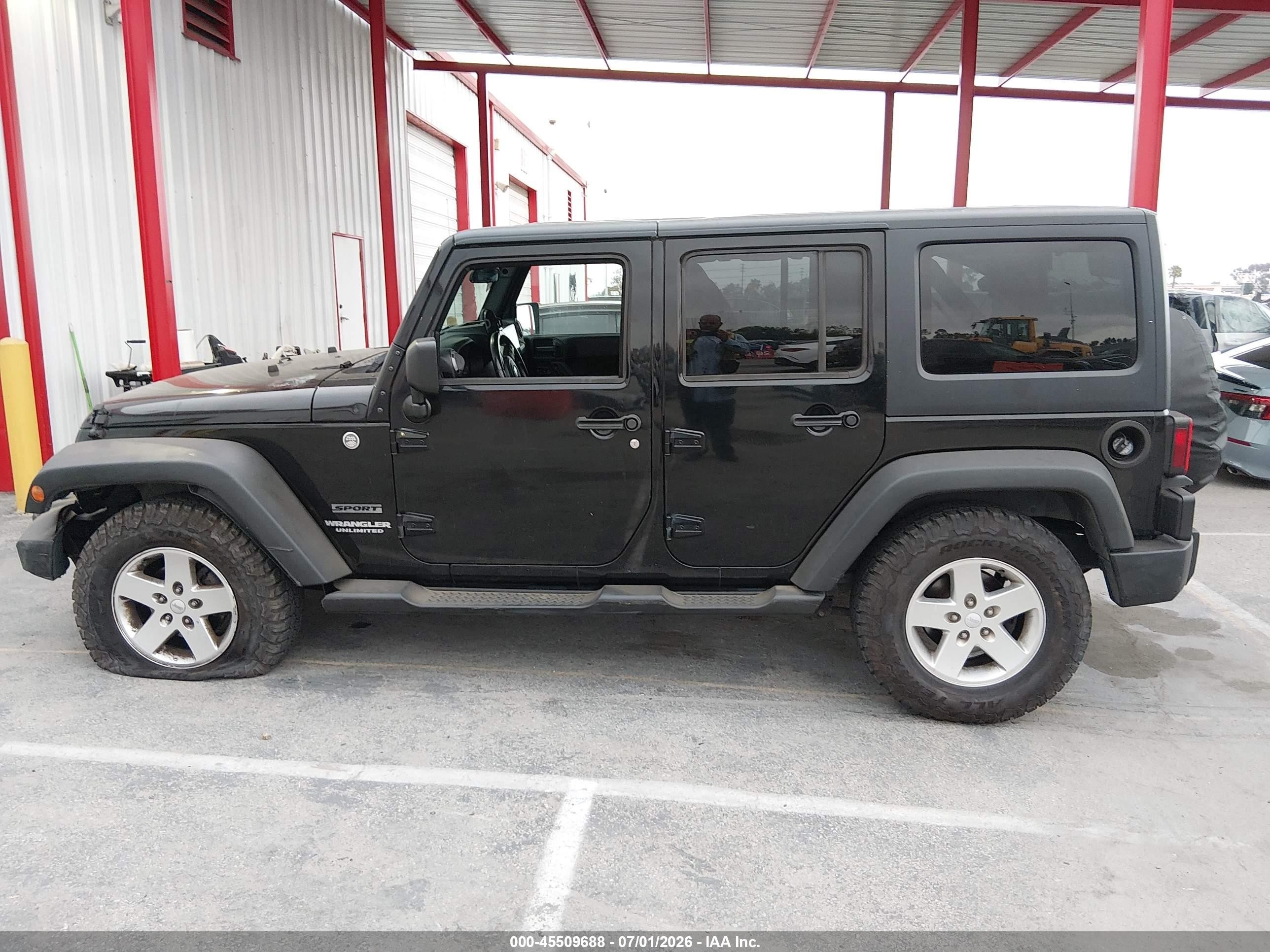 2012 Jeep Wrangler Unlimited Sport Black vin: 1C4BJWDG1CL266730