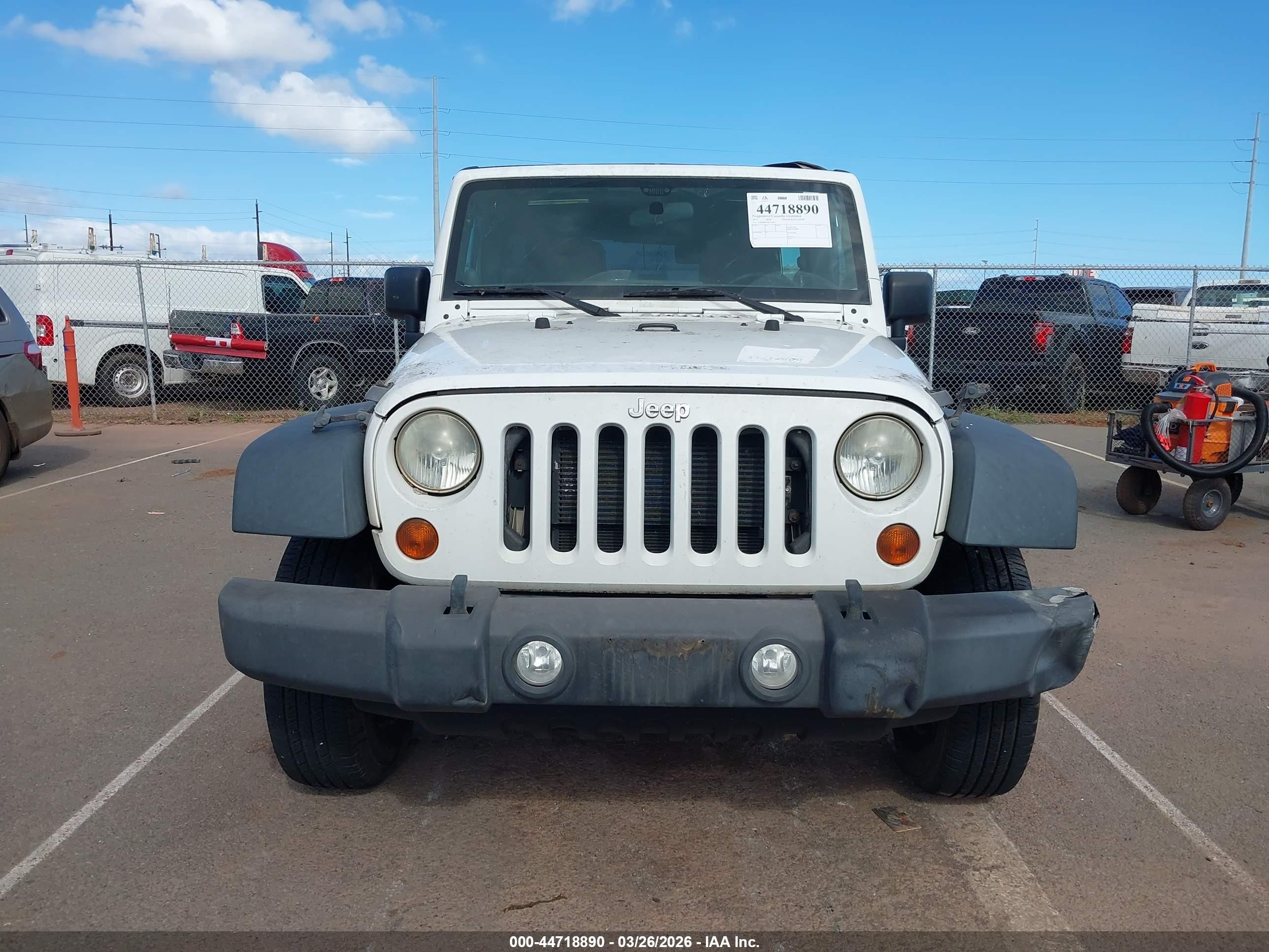 2013 Jeep Wrangler Unlimited Sport White vin: 1C4BJWDG1DL550764