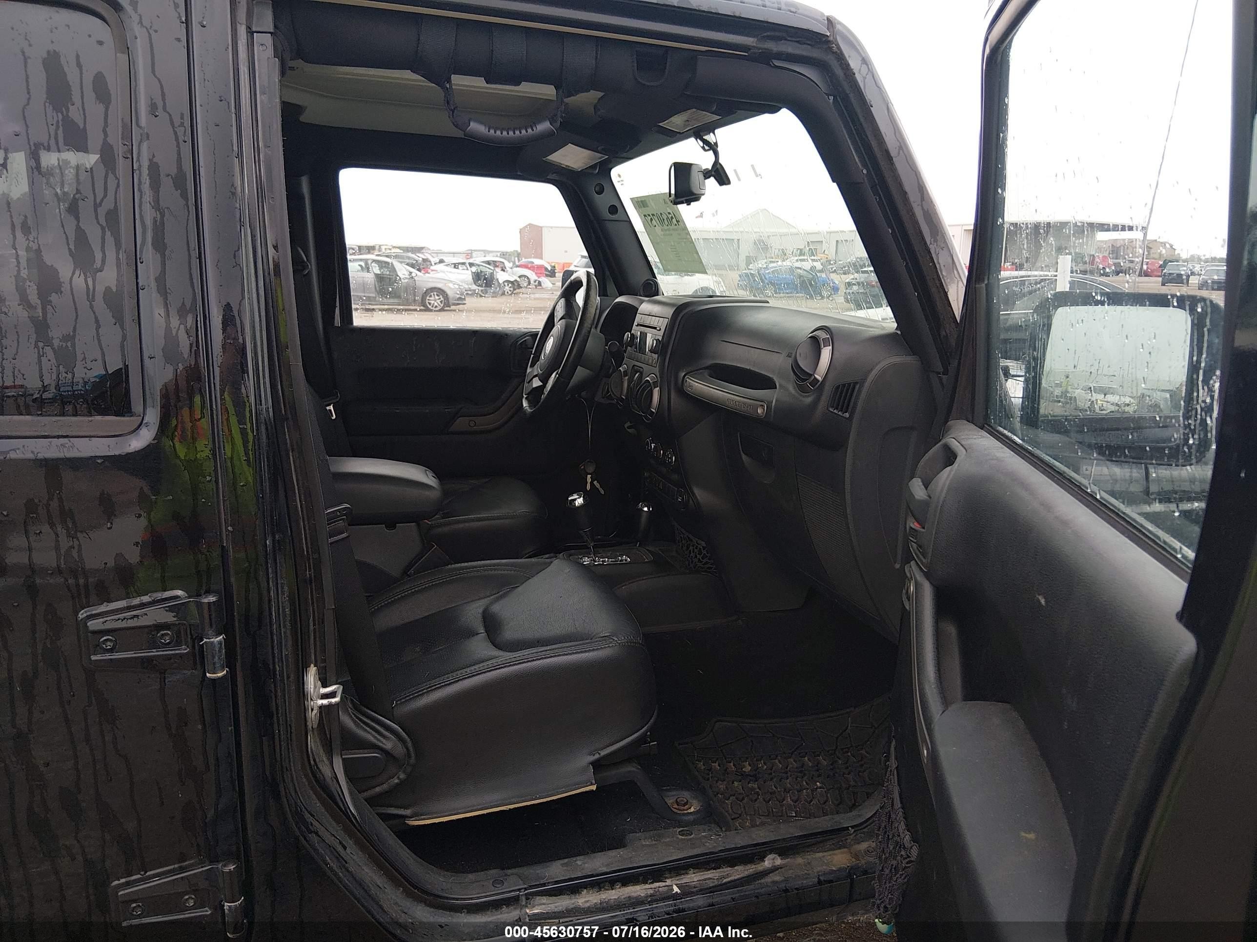 2013 Jeep Wrangler Unlimited Sport Black vin: 1C4BJWDG1DL556533