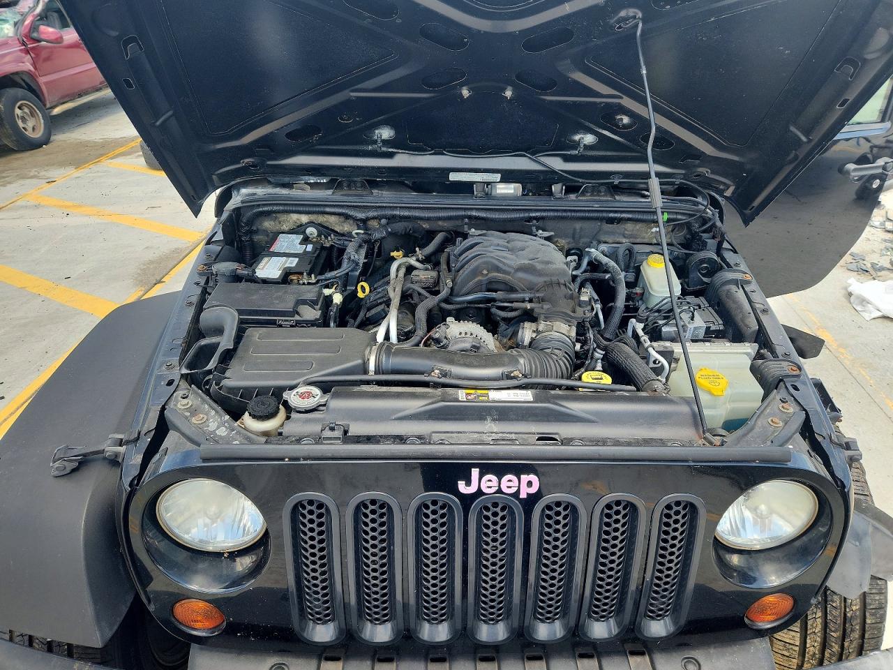 2013 Jeep Wrangler Unlimited Sport Black vin: 1C4BJWDG1DL577902